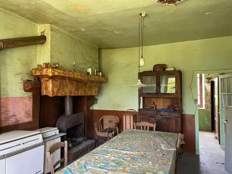 Köök - Farmhouse with 12 Hectares in Creuse