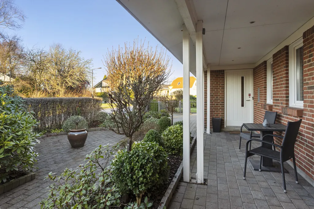 Terrasse - Architect-designed Villa with Garden in Ravnshøj
