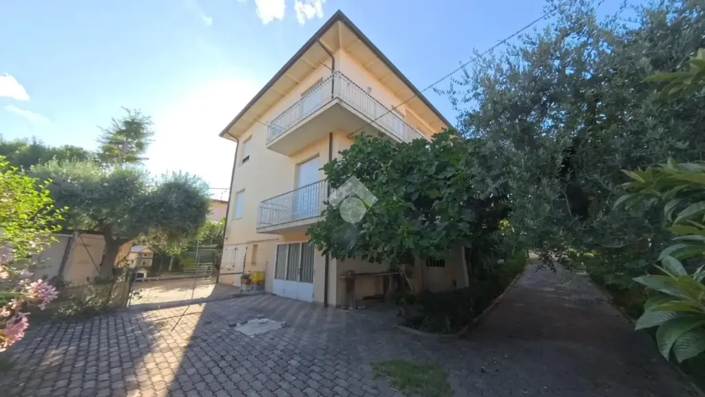 Extérieur - Panoramic Apartment with Garden in Civitanova Marche