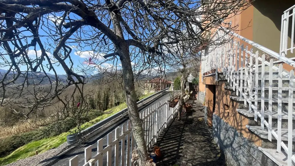 Balcon - Ristrutturated House with Panoramic View in Beverino