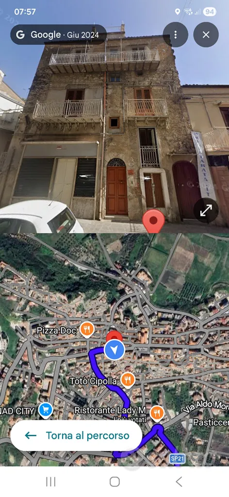 Välivaade - Single House with Balcony on Via Roma