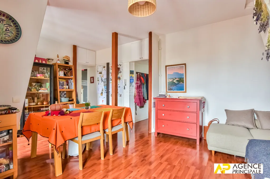 Séjour - Duplex avec Vue sur le Parc à Maisons-Laffitte