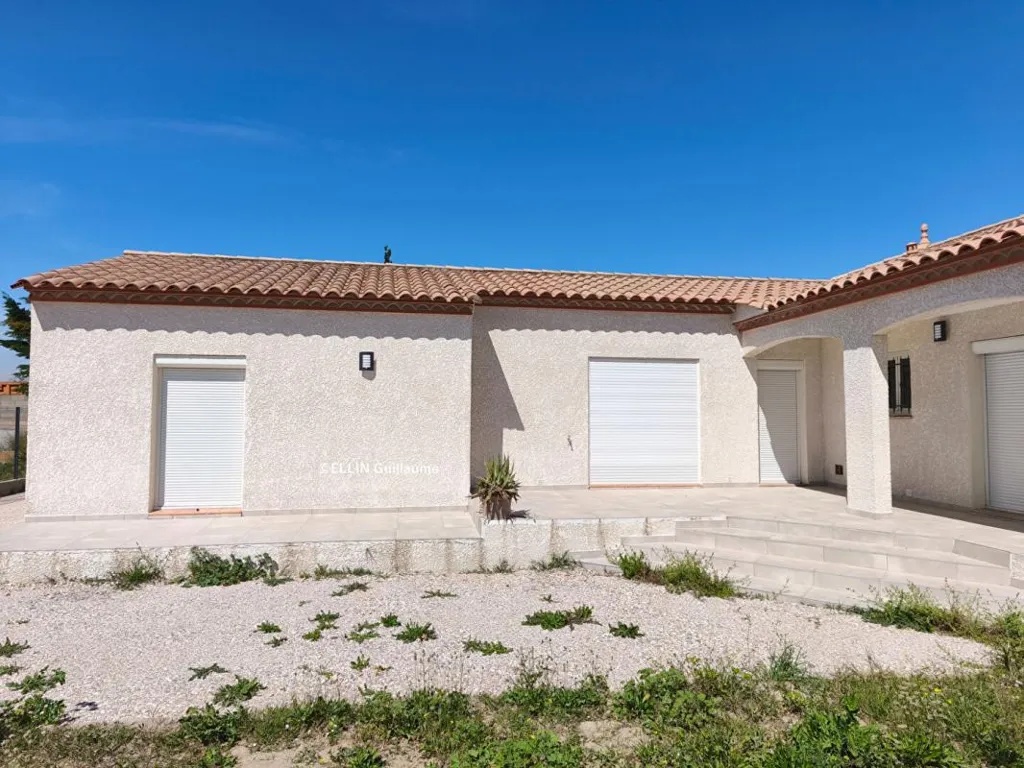 Extérieur - Villa de Plain Pied avec Piscine à Pia