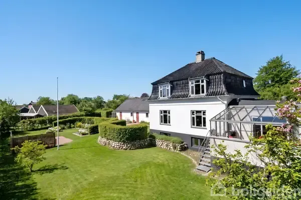 Vue aérienne - Patrician Villa with Garden in Farum