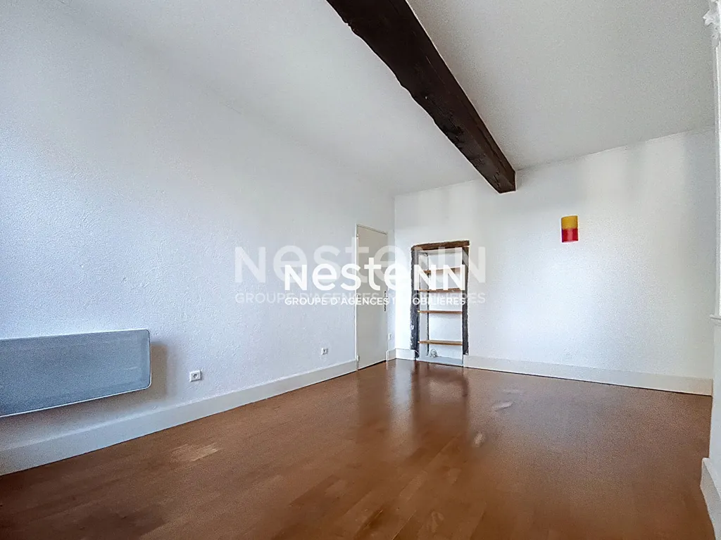Toad - Characterful Flat with Balcony in Auch