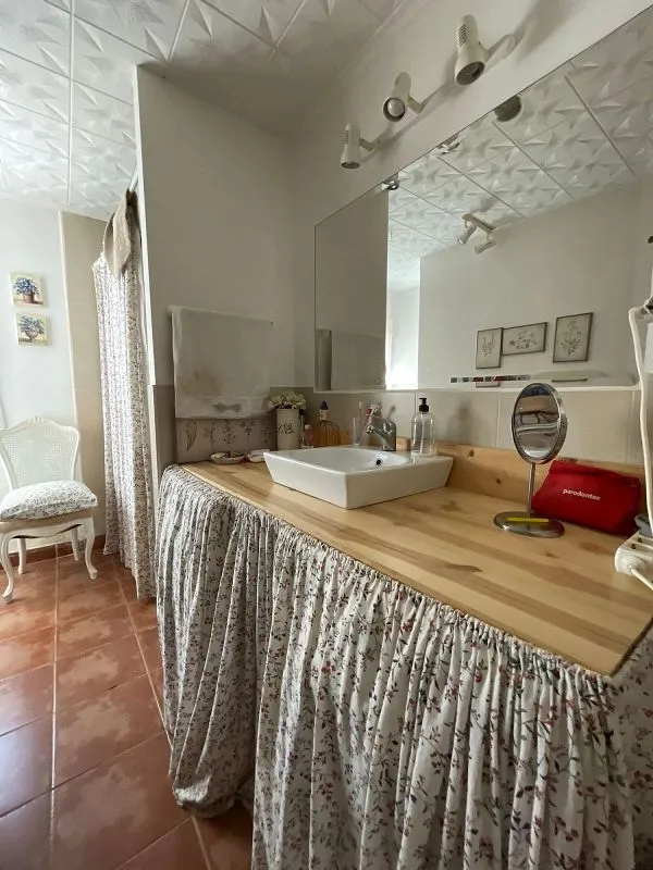 Bathrooms - Chalet with Pool and Terrace in Montequinto