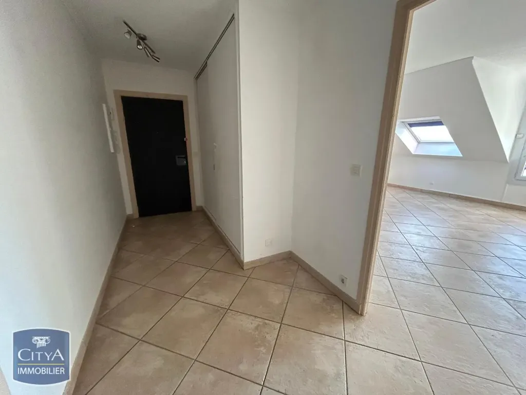 Zimmer - 3-Bedroom Flat with Central Location in Rambouillet