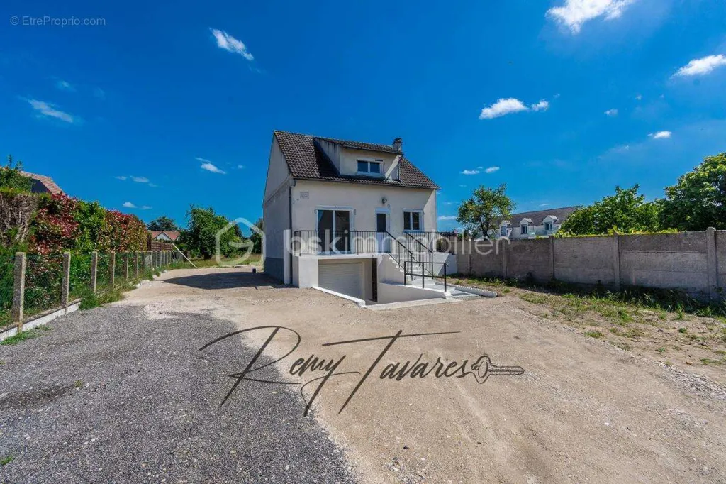 Extérieur - Maison rénovée avec jardin et sous-sol total à Nemours