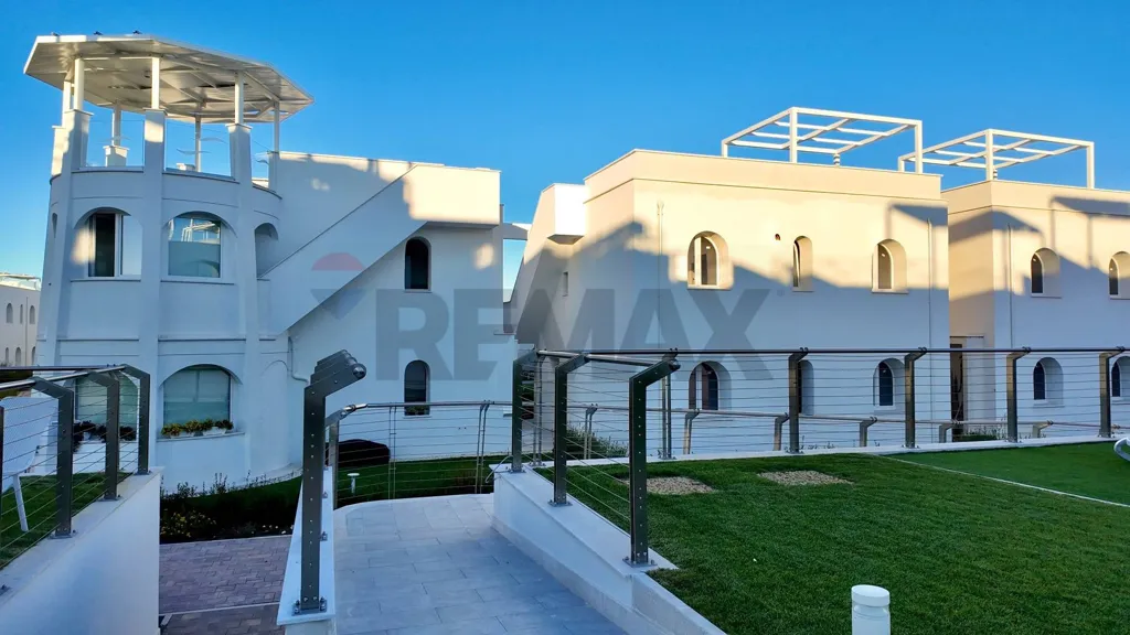 Extérieur - Penthouse with Seafront Terrace in Numana