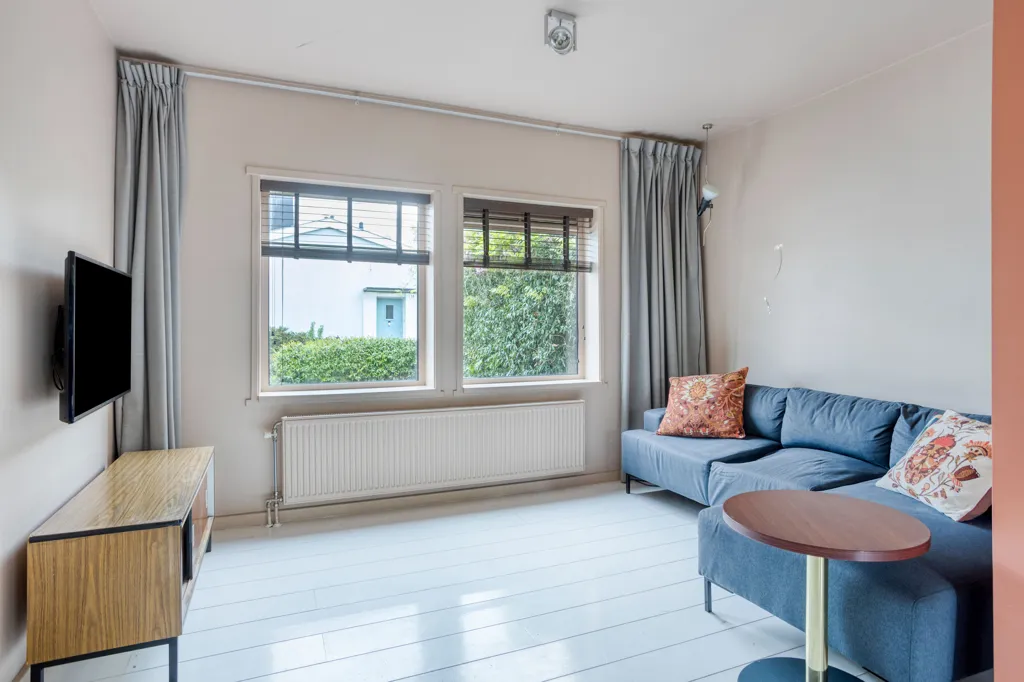 3 magamistoaga maja asukohas Amsterdam