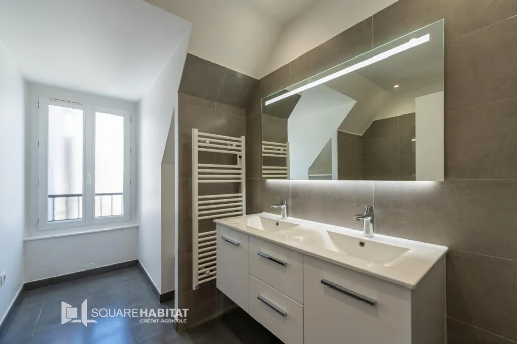 Bagni - Mansardé Flat in Haussmannian Building, Paris