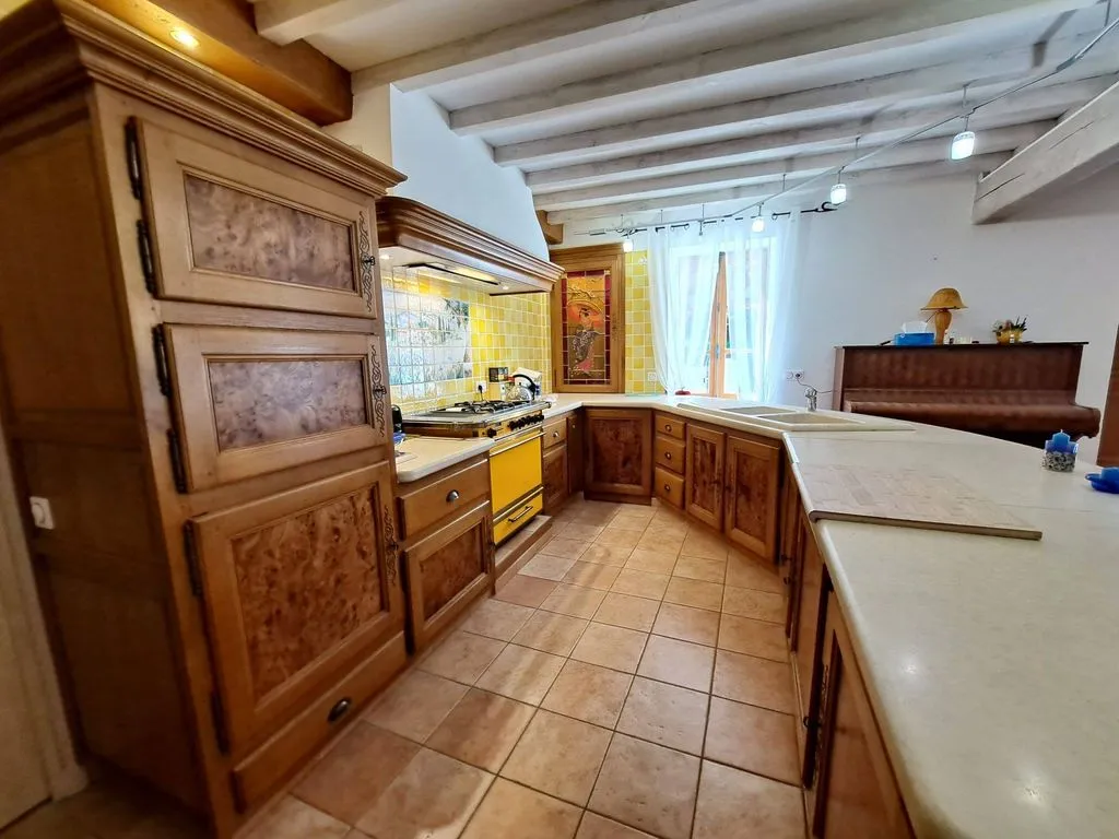 Kitchen - Luxury House with Large Plot in Fleurance