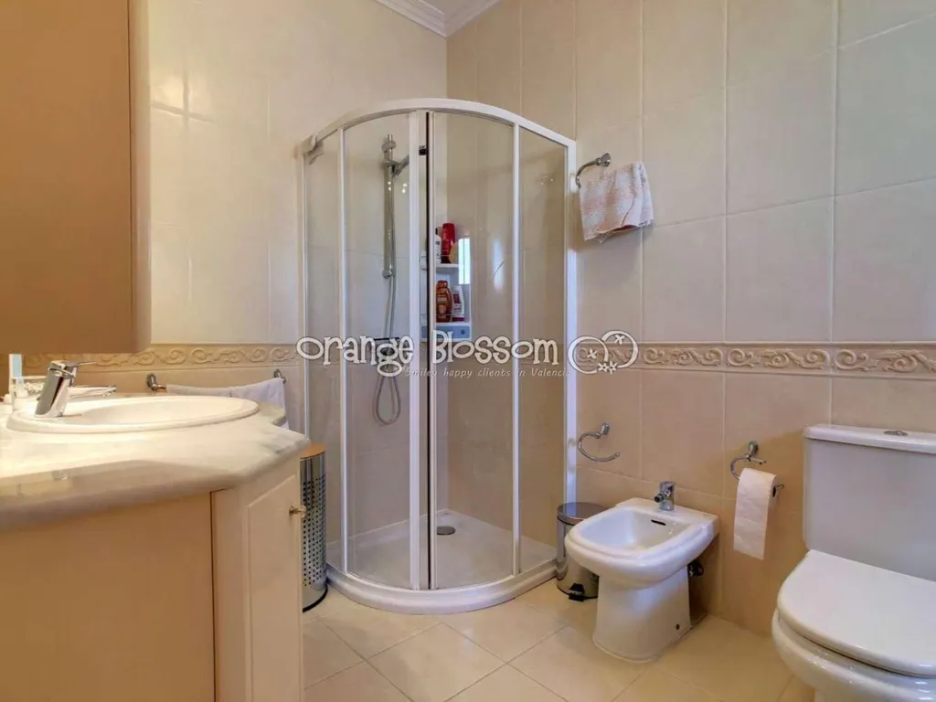 Vannitoad - Detached Villa with Sea Views in Ador