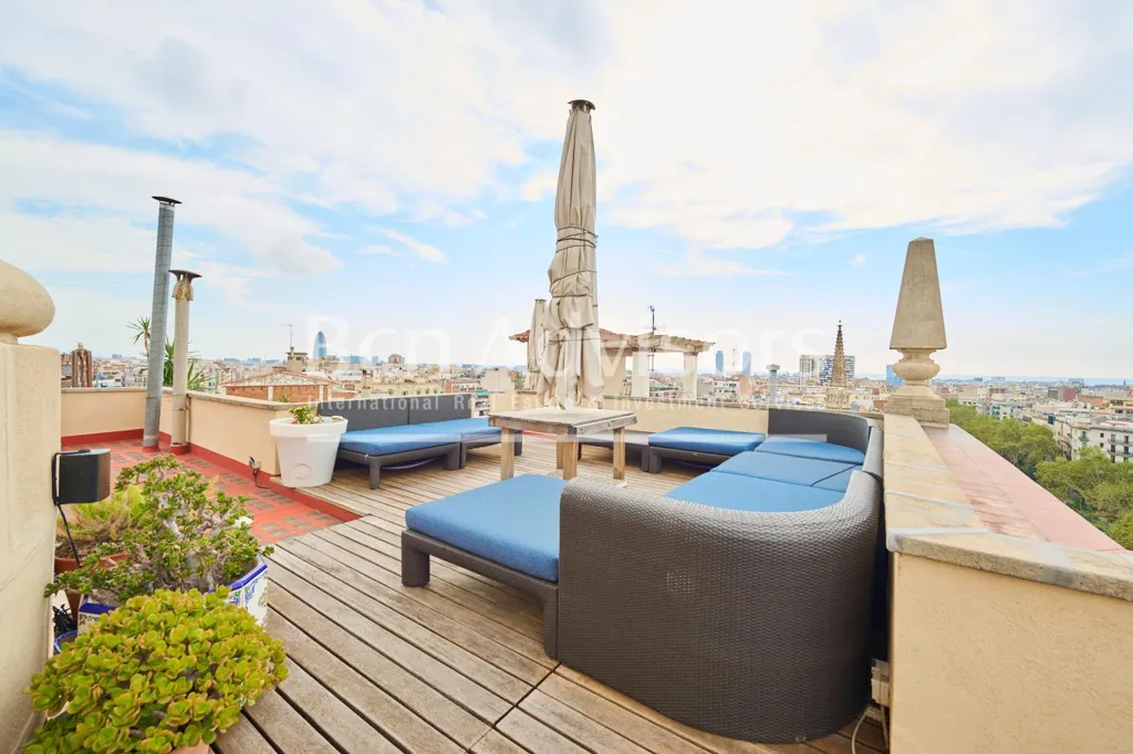 Terrass - Penthouse with Rooftop Pool in Dreta de l'Eixample, Barcelona
