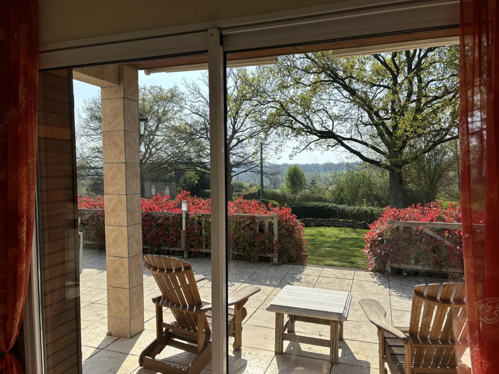 Terrasse - Maison Prête à Emménager avec Terrain à Autry-Issards