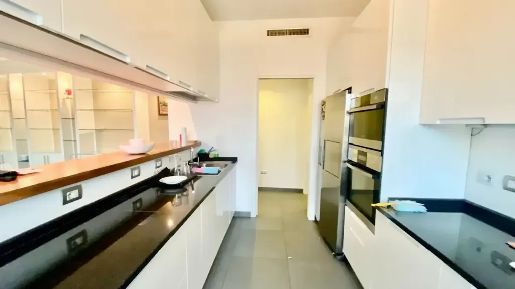 Cuisine - Four-Bedroom Apartment with Terraces in Milan