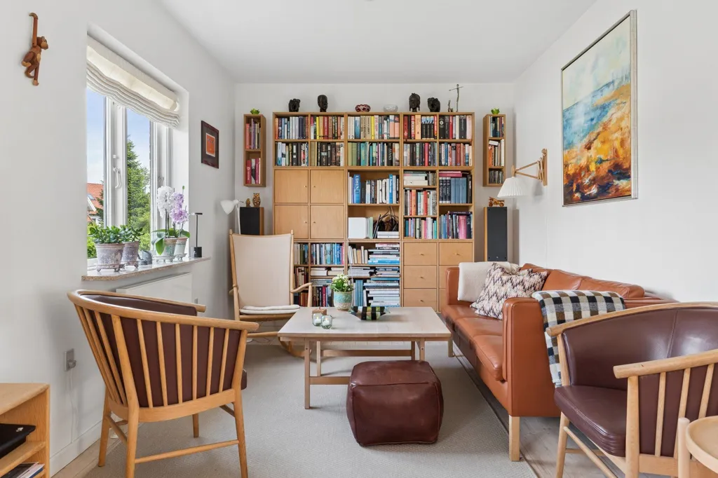 Living Room - 1953 Villa with Garden in Odense M