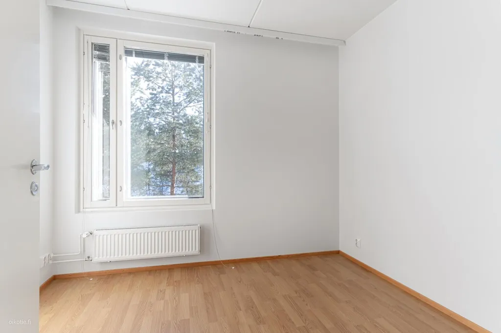 Rooms - Apartment with Sauna on Second Floor in Simonkylä