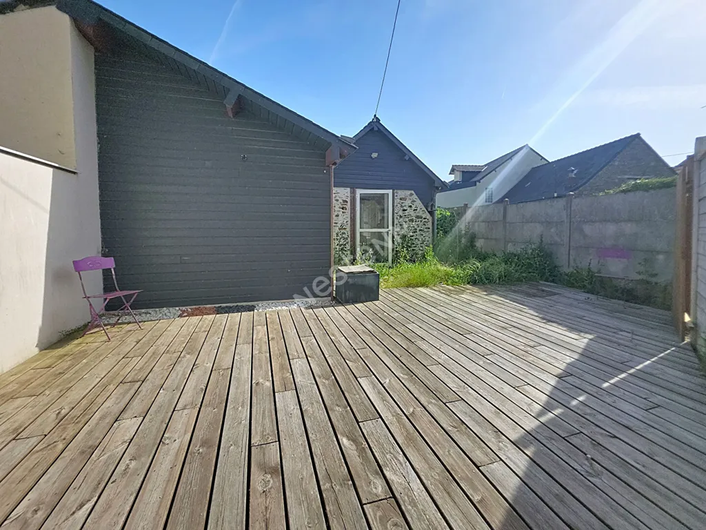 Terrass - Three-Bedroom House with Courtyard in Maumusson