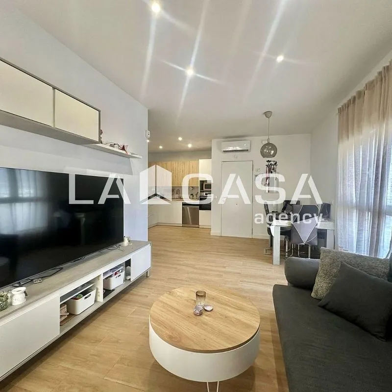 Elutuba - Apartment with Air Conditioning in Polígono Norte