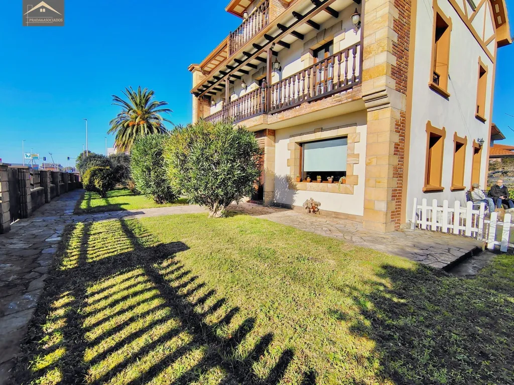 Extérieur - Rustic Chalet with Pool near Santander