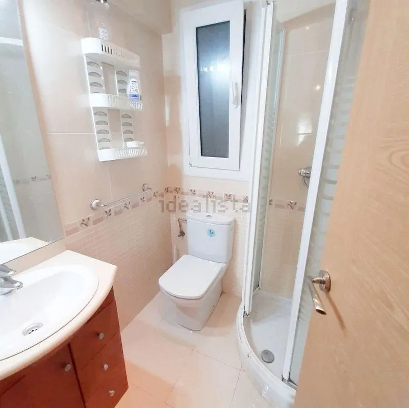 Vannitoad - Bright Student Flat near Sarriko Metro, Bilbao