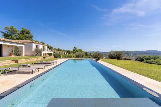 Bassein - Luxury Villa with Pool in La Cadière-d'Azur