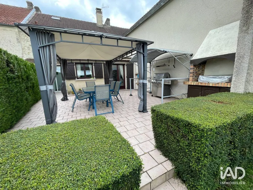 Terrass - Villa with Pool in Rebais