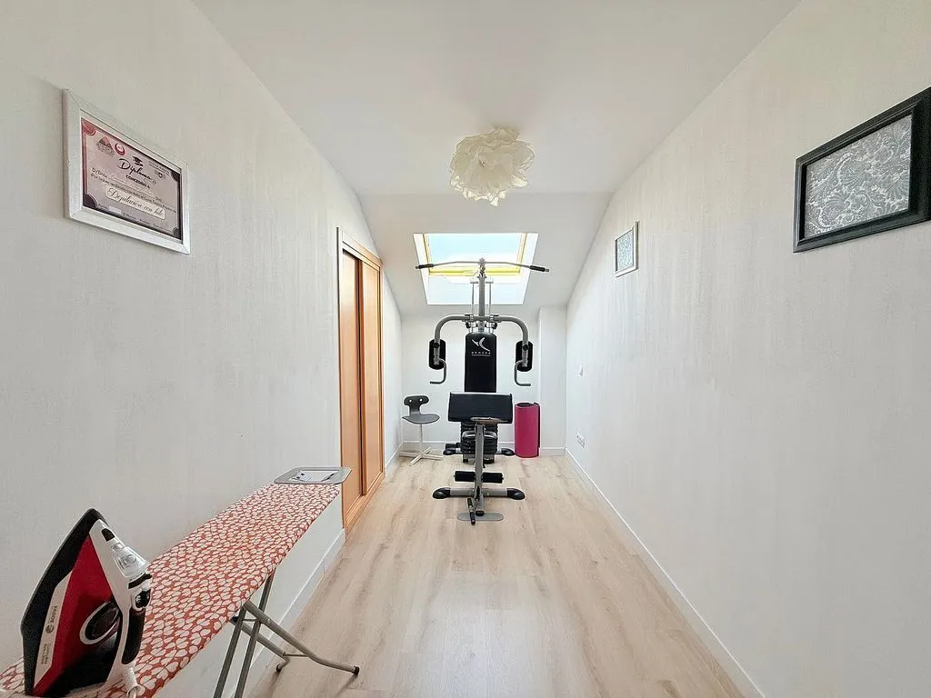 Pièces - Duplex with Garage in Esquivias