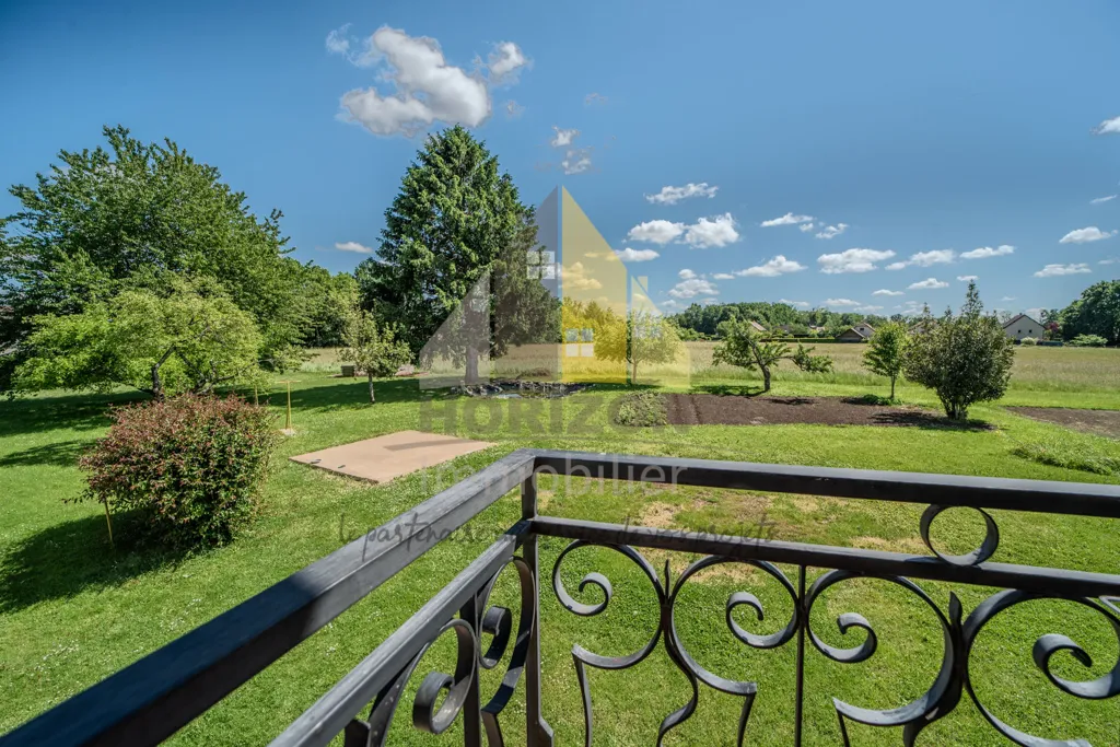 Giardino - Two-Storey House with Garden in Nance