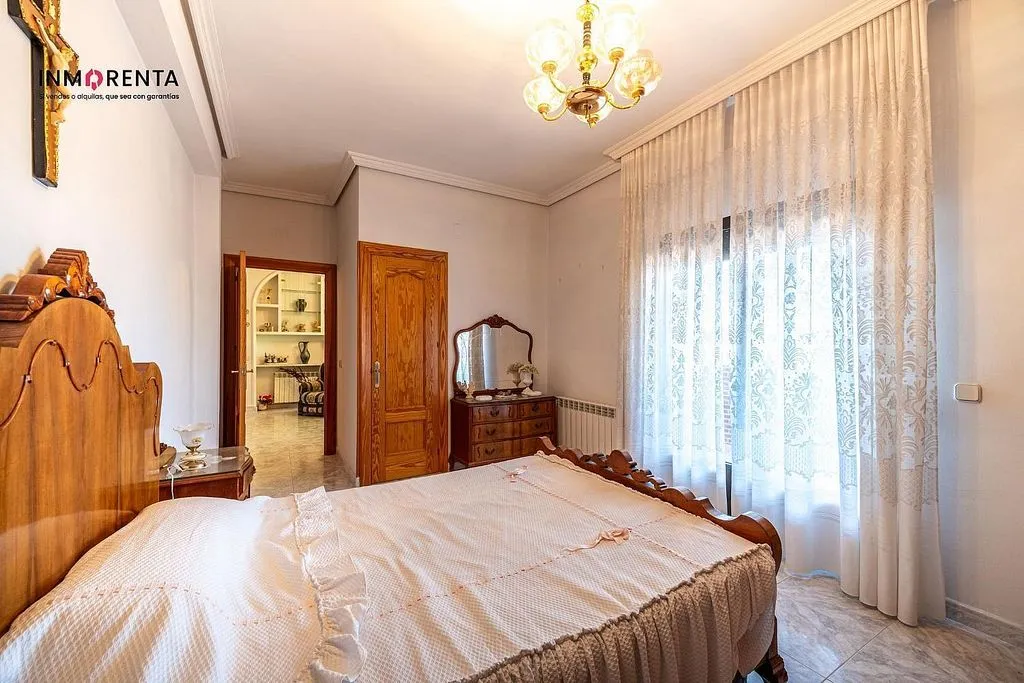 Magamistoad - Detached House with Terrace in La Mata