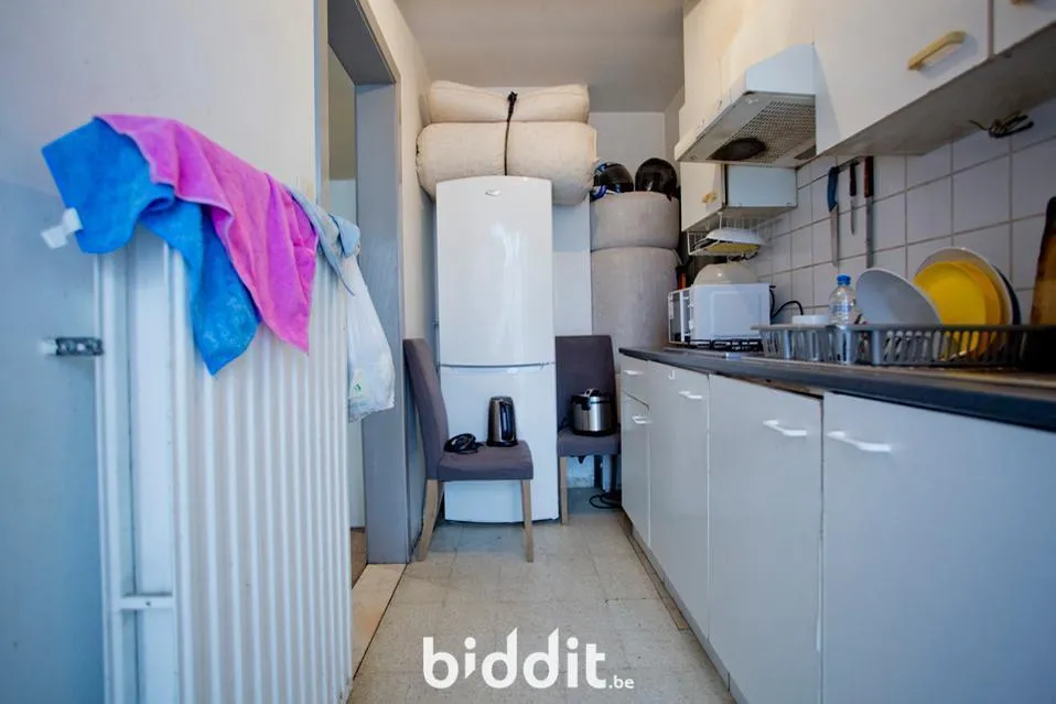 Buanderie - Appartement avec Garage et Balcon à Roulers