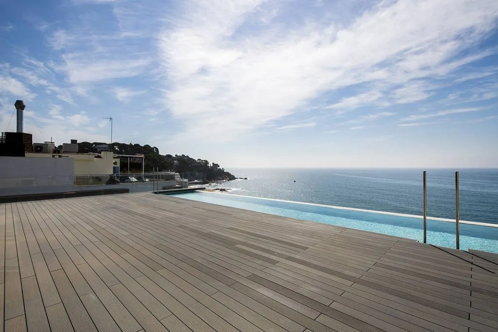 Piscine - Penthouse with Sea View in Lloret de Mar