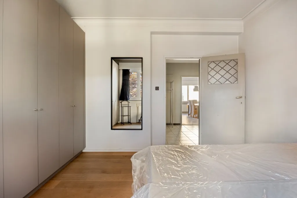 Chambres - Appartement Spacieux avec Vue Sud-Ouest près de Malines