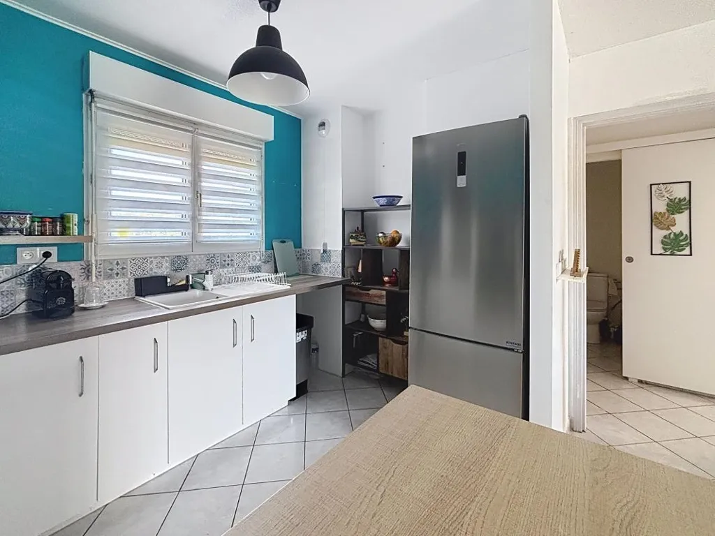 Köök - Renovated Flat with South Terrace in Fréjus