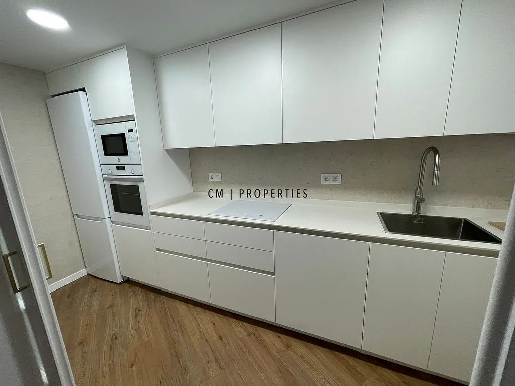 Cuisine - Furnished Flat with Garage in Russafa, Valencia
