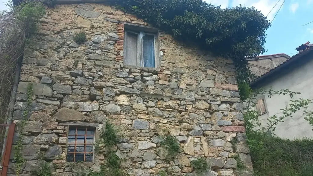 Välivaade - Rustic Stone Cottage with Garden in Molazzana