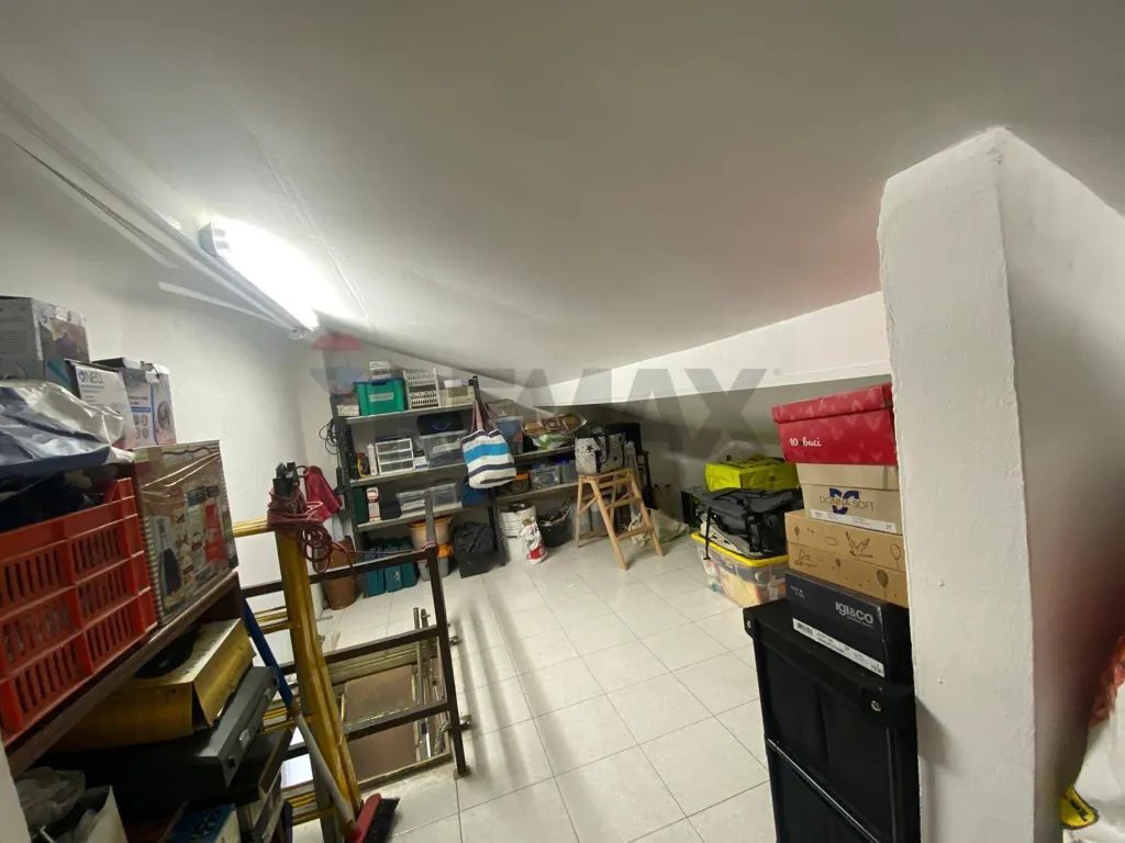 Garaaž - Bright Apartment with Attic in Genoa