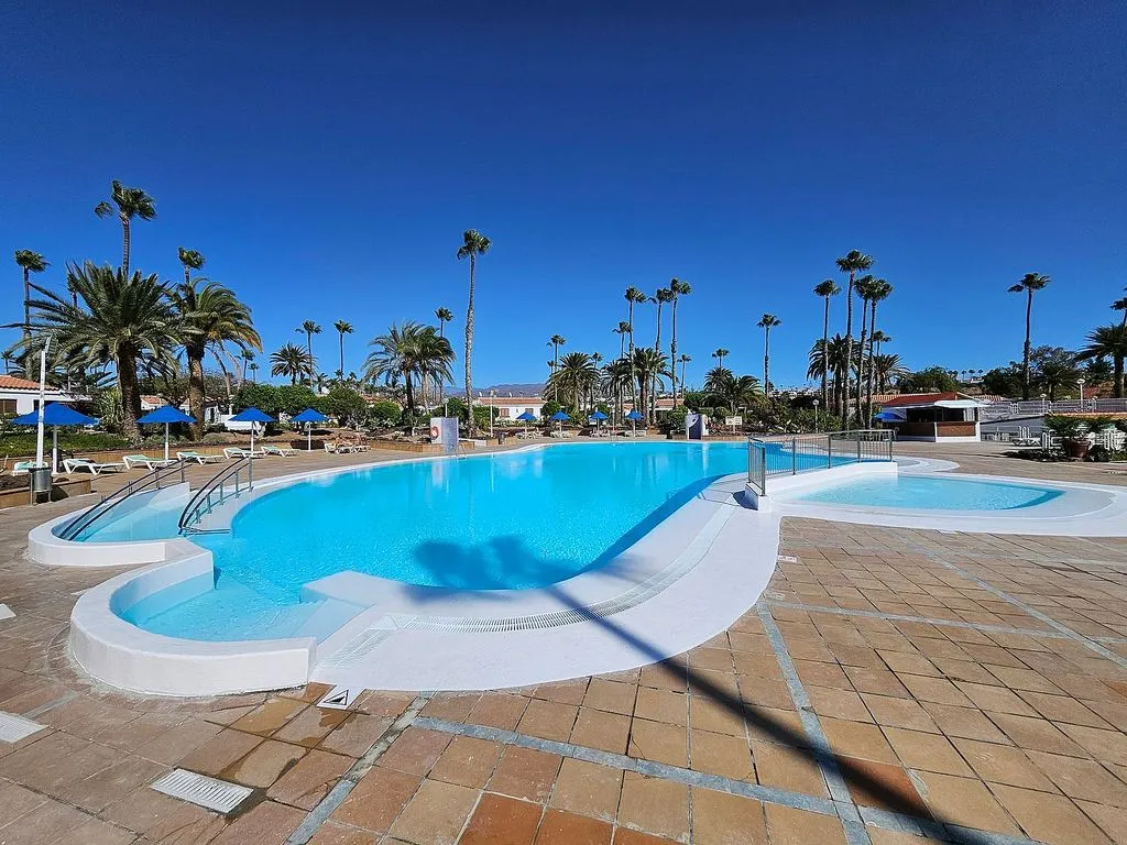 Piscine - Bungalow with Pool and Terrace in Maspalomas
