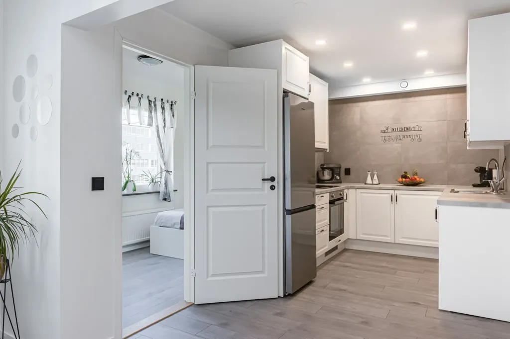 Cucina - Renovated Two-Bedroom with Balcony in Halmstad