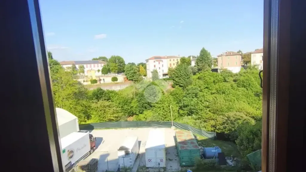 Rõdu - Twin-Occupancy Flat with Balcony in Giavera del Montello