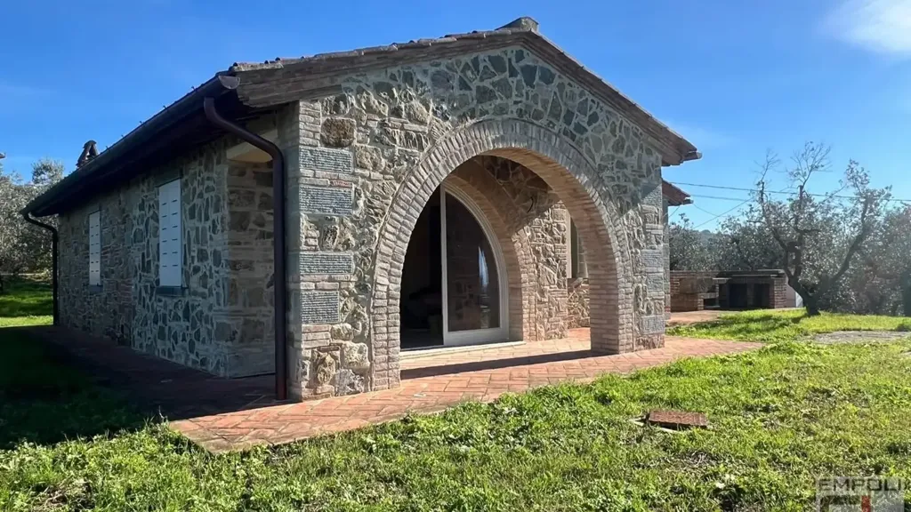 Exterior - Cascina with Pool in Vinci