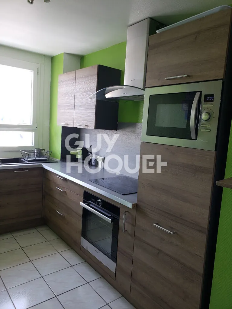 Köök - Spacious Flat with Balcony in Compiègne