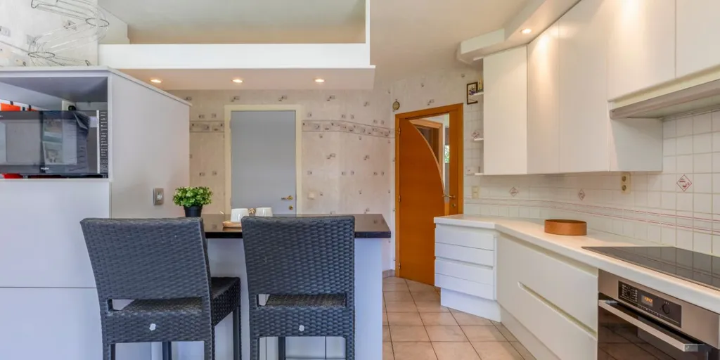 Cuisine - Villa Rénovée avec Jardin à Merelbeke