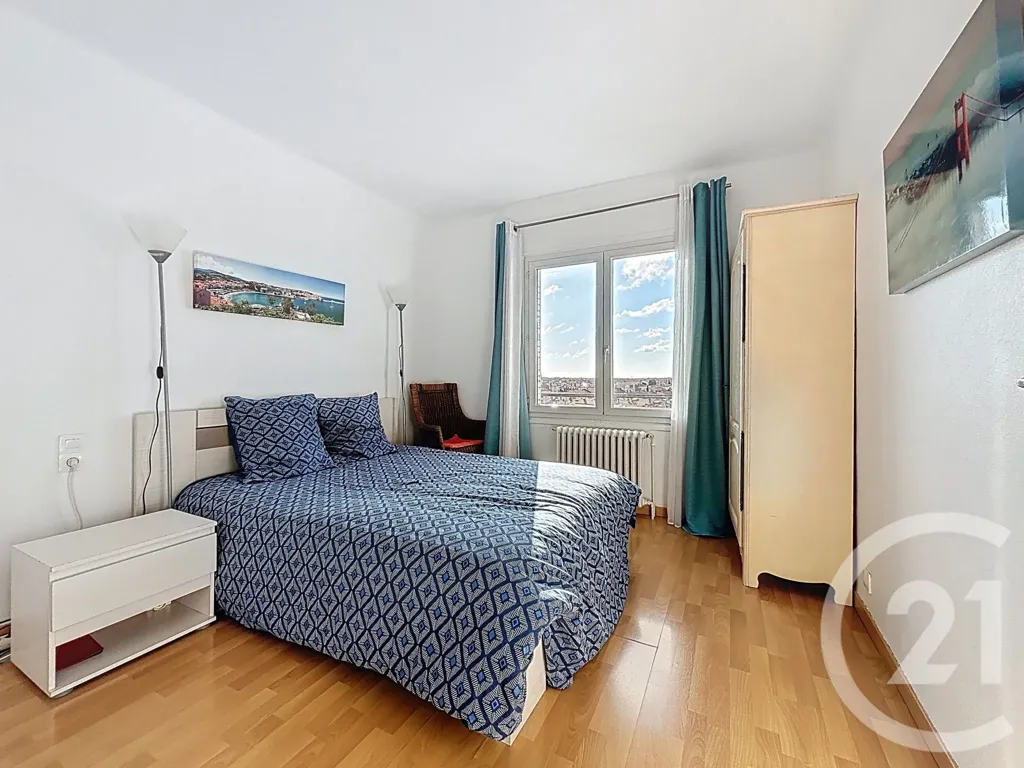 Bedrooms - 4-Bed Apartment with Balcony in Perpignan Centre