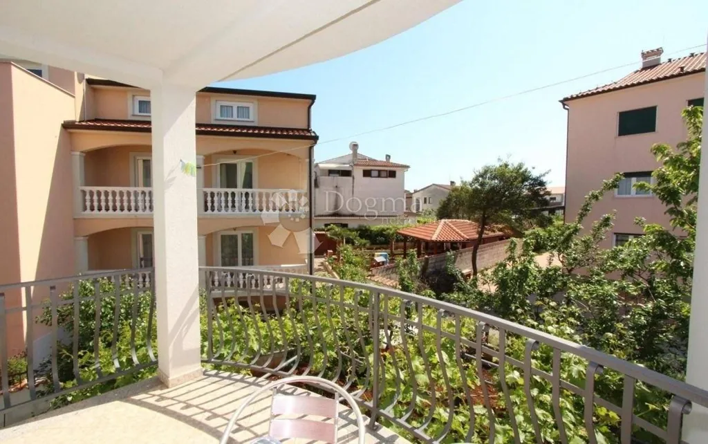 Balcone - Villa with 6 Apartments in Rovinj