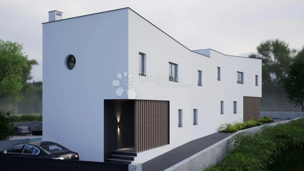 Modern Villa with Pool near Ližnjan