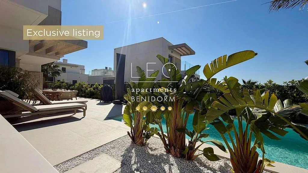 Piscine - Luxury Villa with Sea Views in Finestrat