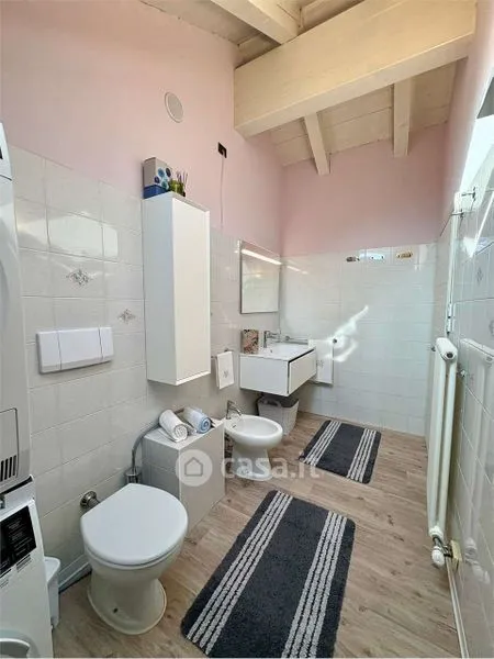 Salles de bain - Rear-Facing Apartment with Balcony in Trento