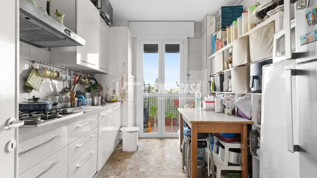 Cuisine - Apartment with Balcony in Milan